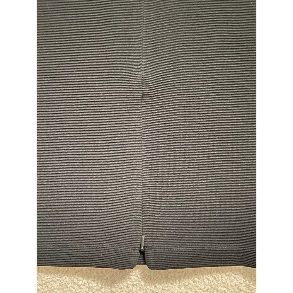 Halogen Pencil Skirt Size 2 - Picture 4 of 6
